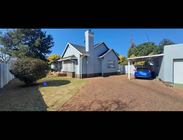 3 BEDROOM HOUSE FOR SALE IN PARKRAND
